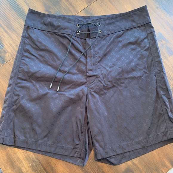 black gucci swim trunks